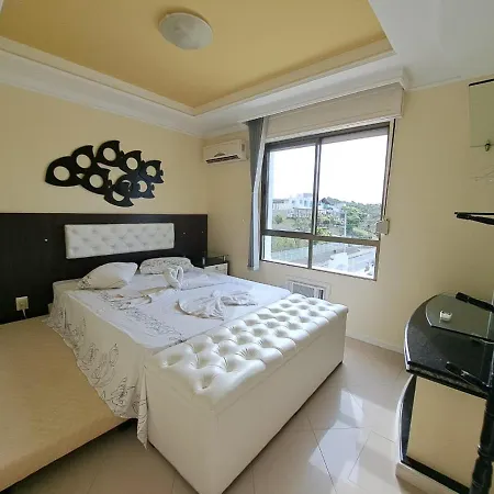 Um Dormitorio A Beira Mar!! Florianopolis Exterior photo