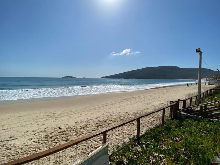 Apartment Um A Beira Mar!! Florianopolis